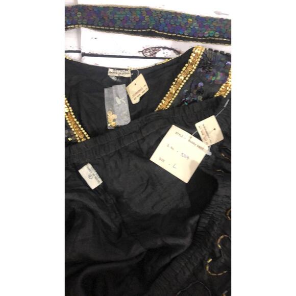 NWT Stunning Vintage silk sequenced beaded black, gold top, skirt set size large - Picture 13 of 17
